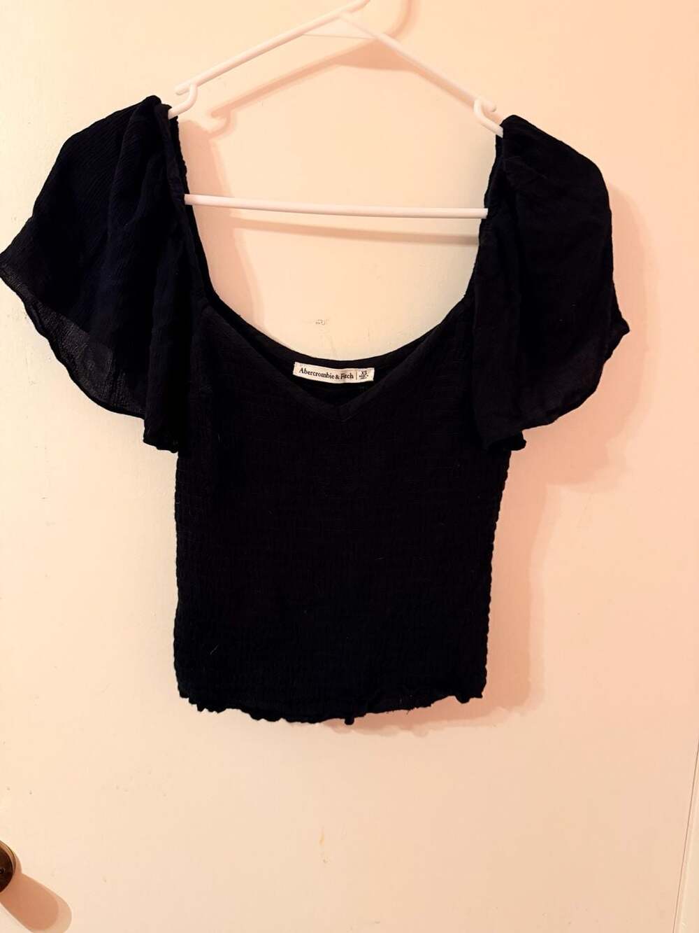 Abercrombie & Fitch Black V-Neck Short Sleeve Top